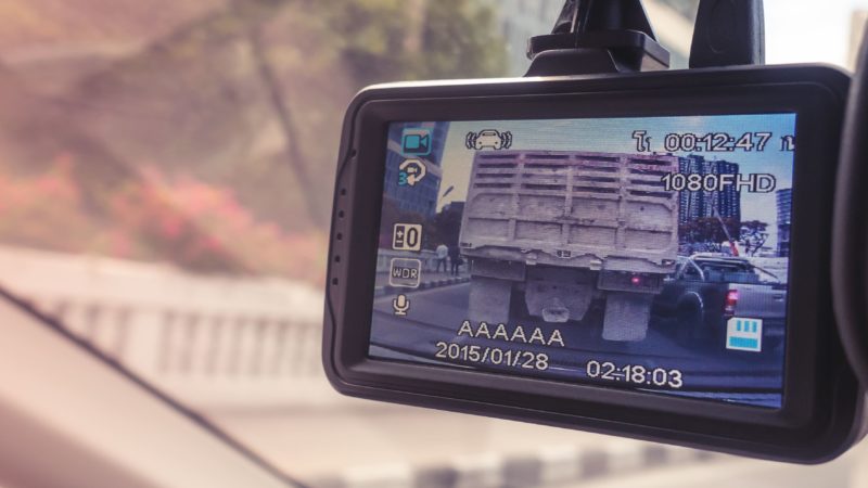Comment économiser sur son assurance auto grâce à la dashcam ? Comment économiser sur son assurance auto grâce à la dashcam ?